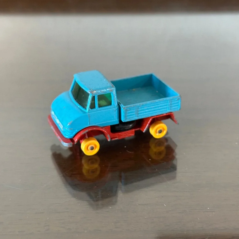 Vintage Matchbox Series Unimog No 49 Lesney England Blue Red Diecast Truck